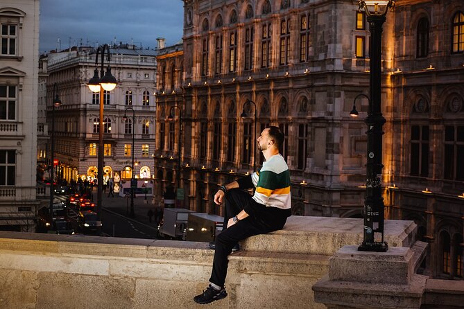 1.5 Hour Cinematic Style Portrait Photoshoot and Tour in Vienna - How the photographer turns your mood into a cohesive gallery