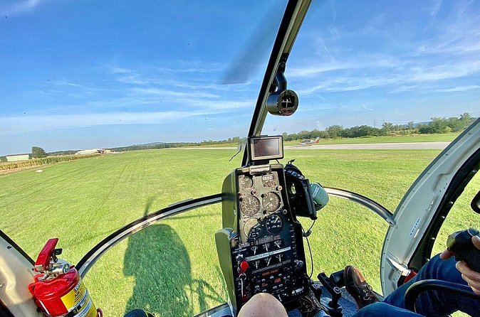 20 Minutes Helicopter Tour for 2 - Getting to Senningerstraße 59 in Stockerau, what “near Vienna” really means