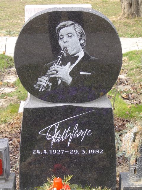 3-Hour Walking Tour of Vienna Central Cemetery - Key Things to Know Before You Go