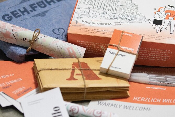 A box for a romantic walk in the city center of Vienna - Mölker Bastei to Theseustempel: Danube romance and rose-season scenery