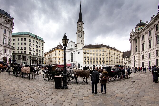 Authentic Experience: When in Vienna, do as the Viennese do! - The Hofburg Courtyards: Royal Architecture Without the Full Exhaustion
