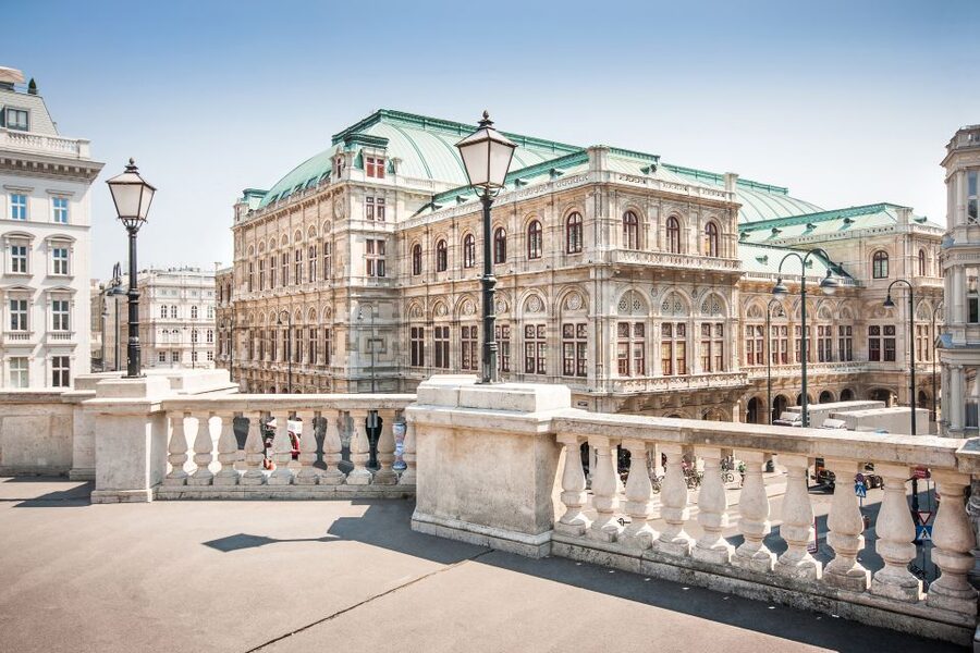 Best of Vienna 1-Day Tour by Car with Schonbrunn Tickets - Hofburg, Sisi, and Vienna’s political center