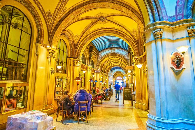 Bicycle tour - Vienna Complete - Where it starts, and how you get ready to ride