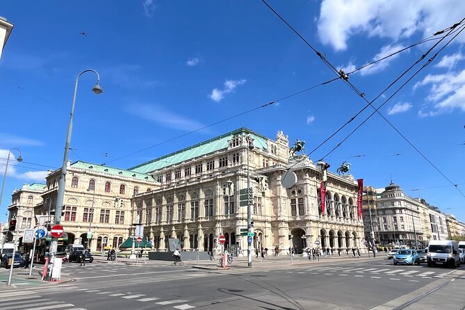 Bites & Sights Vienna Authentic Gourmet Walk - First Stop: Rathausstraße 4 and a Real Viennese Coffee House Breakfast