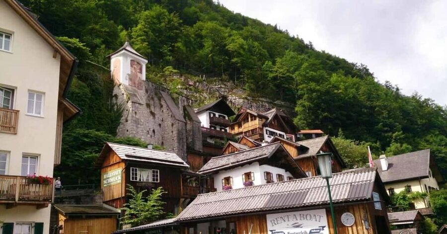 Bratislava/Vienna: Hallstatt, Salzburg, & Alpine Music Tour - Price and value: why $158 can make sense for this route