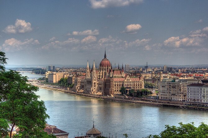 Budapest Small-Group Day Trip from Vienna with Local Guide - Who should book this Vienna to Budapest day trip?