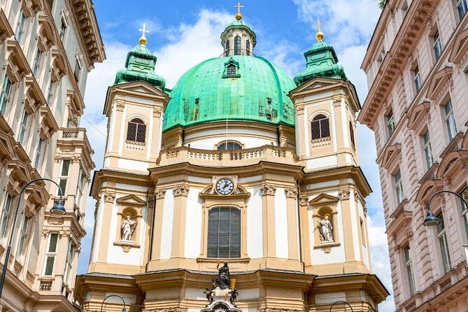 Christmas and New Year Concert at St. Peter’s Church in Vienna - Getting to the church and lining up for the best seats