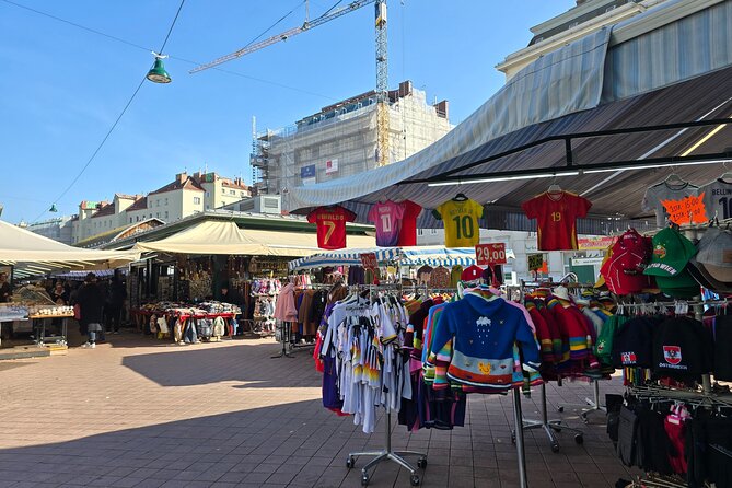Christmas Markets & Shopping in Vienna - St. Stephen’s Square Christmas Market, Glühwein and Cookies Time