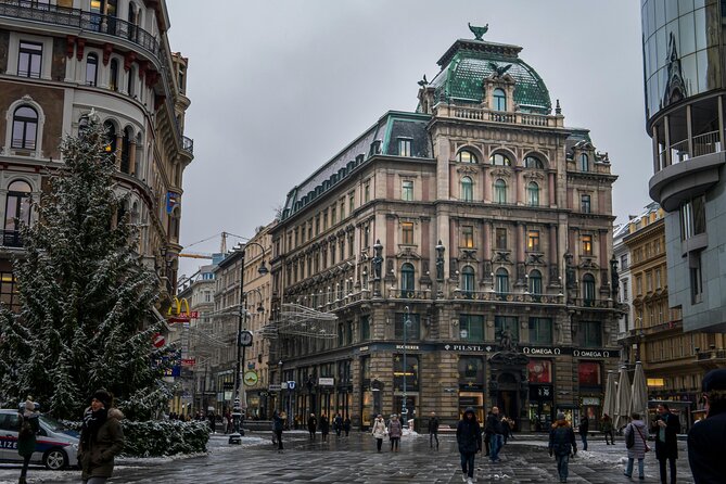 Christmas Walk Vienna : 5 Markets & Old Town in 3h (EN/DE) - Stephansplatz Finale at St. Stephen’s, The Big Nightcap Energy