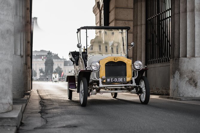 City Sightseeing Tour in an Electro Vintage Car (up to 5 people) - Rainy Vienna-Friendly Comfort, Blankets, and Covered Options