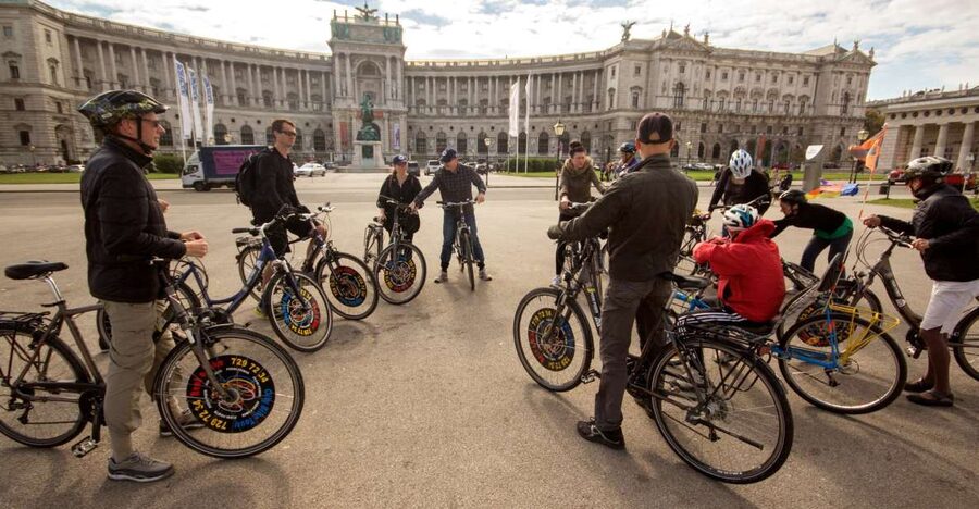 Classic Vienna: 3-Hour Guided Bike Tour - Bösendorferstraße 5: Your launchpad for a tight 3-hour loop