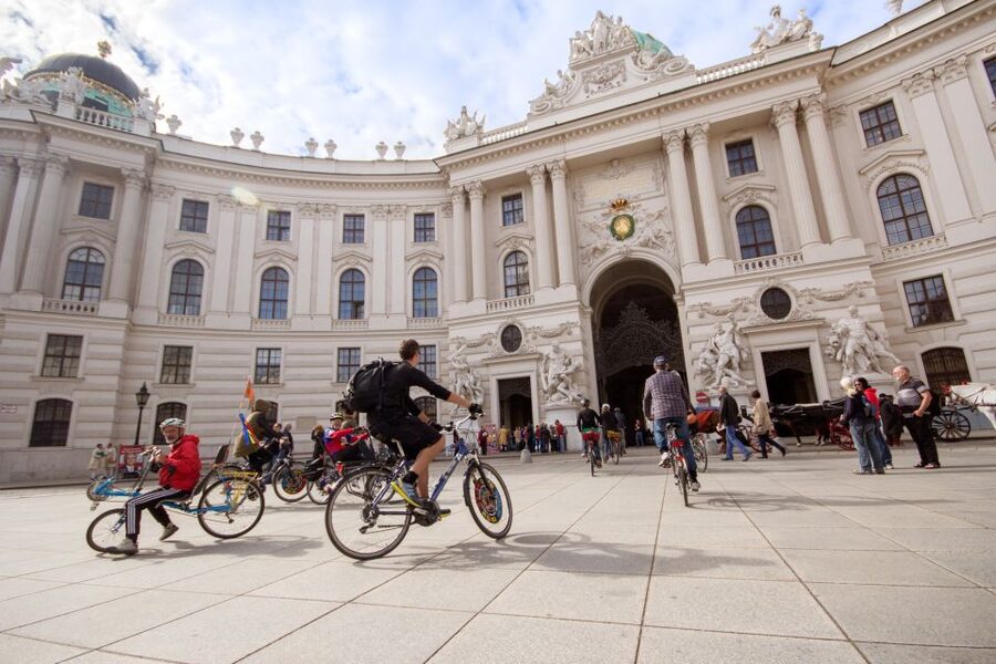 Classic Vienna: 3-Hour Guided Bike Tour - Why the guide matters on a Vienna bike tour