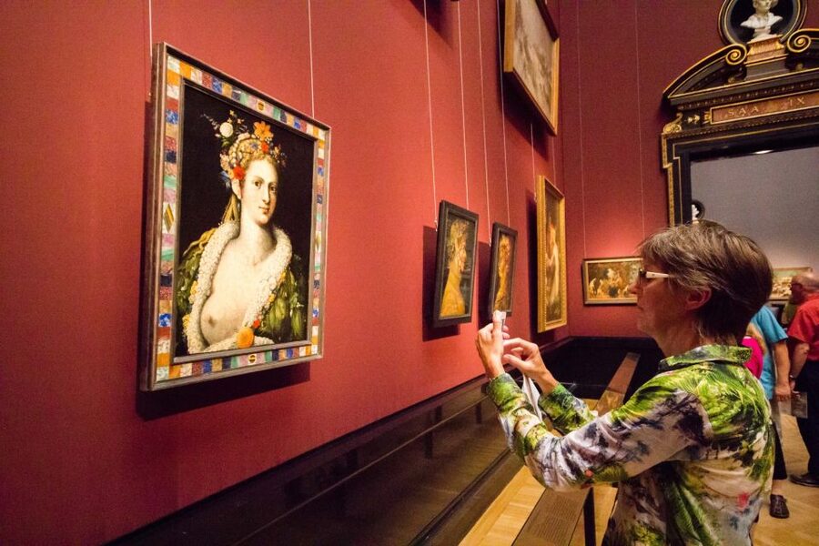 Combo Ticket: Kunsthistorisches Museum & Imperial Treasury - Give Yourself a Break: Cupola Hall and a Real Pause