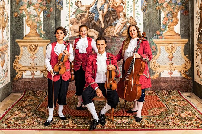 Concerts at Mozarthouse Vienna - Chamber Music concerts. - String quartet closeness: what period costumes change