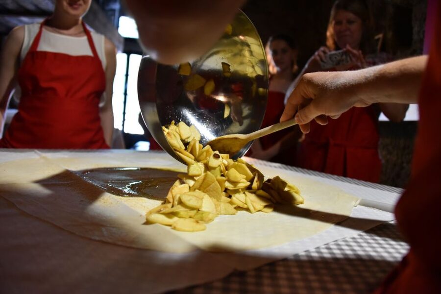 Cookies and Apple Strudel Cooking Class Including Lunch - Getting to Ursulinenplatz 9, and what to expect on arrival