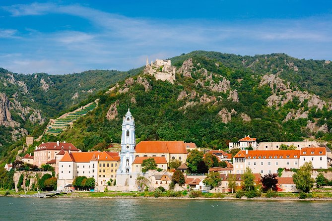 Danube Valley Day Trip from Vienna - From Operngasse to the Wachau Valley: how the day actually flows