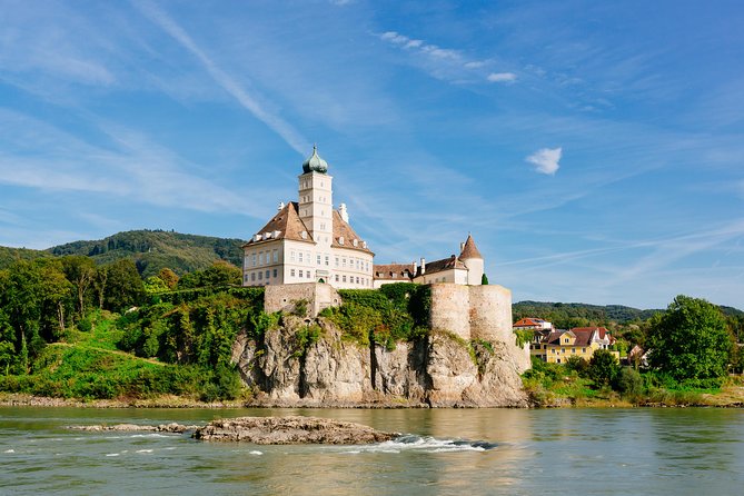 Danube Valley Day Trip from Vienna - Dürnstein Castle ruins and Schönbühel: the views that make the river feel real