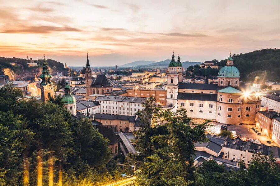 Day trips from Vienna: Hallstatt & Salzburg Guided Tour - Hallstatt: UNESCO Charm, Lakeside Views, and Two Hours That Go Fast