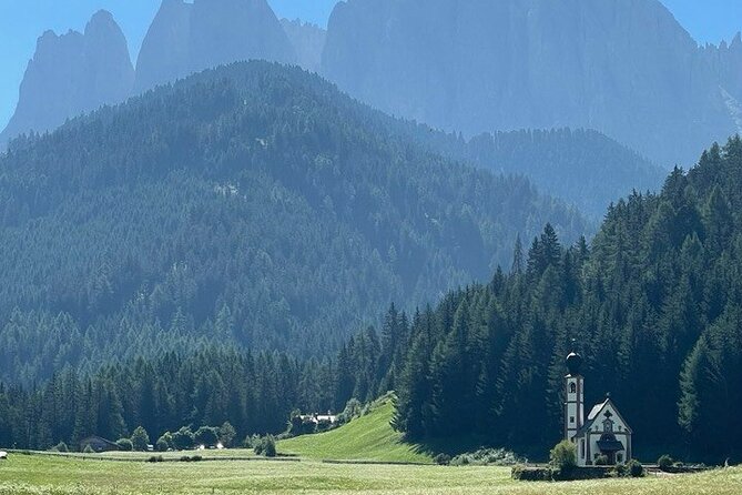 Dolomites Private Tour from Innsbruck: "Taste" of other Italy. - The guide factor: why Anna Tirol and Marin style matters
