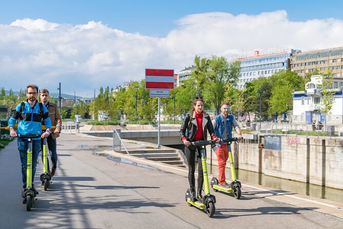 E-Scooter Tour through amazing Vienna! - Karlskirche stop: a quick, guided introduction before you roll again