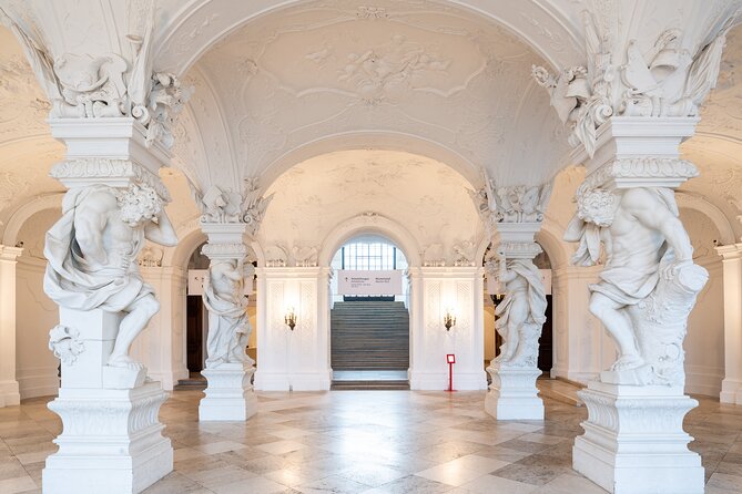 Entry Ticket Upper Belvedere, Klimt's Kiss & Permanent Collection - Practical Vienna logistics, transport, bags, and comfort