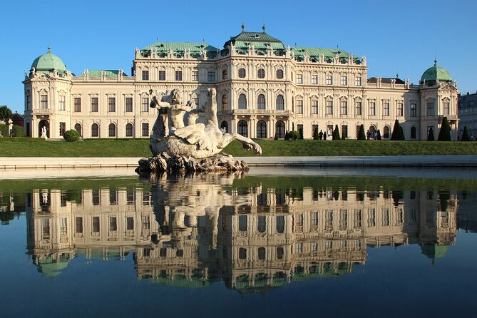 Exciting history tour and discovery of Vienna's secrets - Ringstrasse, Schottenstift, and Volksgarten’s rose garden monuments