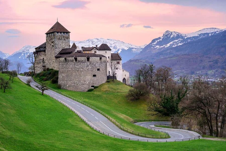 Explore 4 Countries in a Day: Liechtenstein,Austria&Germany - Key takeaways before you go
