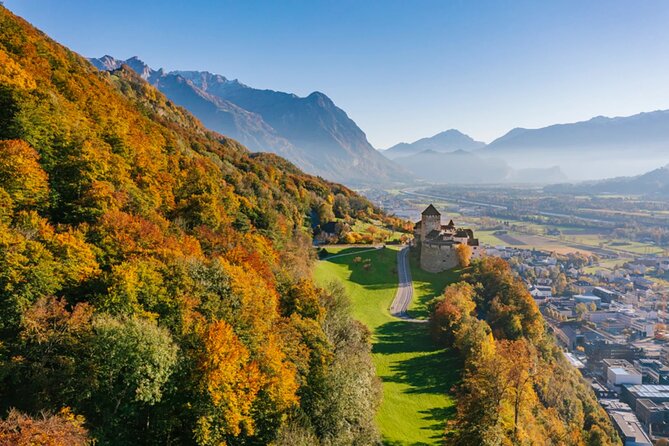 Explore 4 Countries in a Day: Liechtenstein,Austria,Swiss&Germany - The guide factor: Balihar Talwar’s pacing and people skills