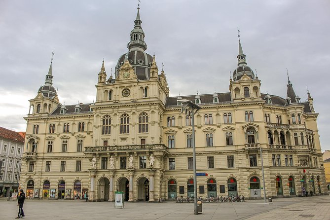 Explore Graz in 60 minutes with a Local - Landeszeughaus armory: Renaissance weapons and a surprising stop on a walking route