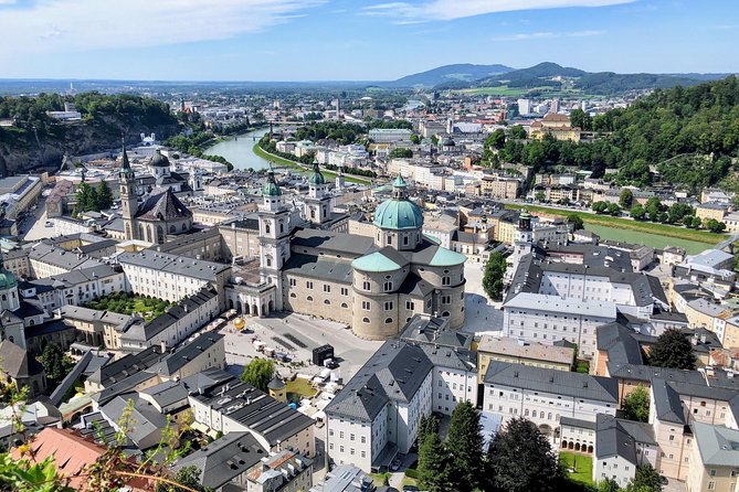 Explore Salzburg in 60 minutes with a Local - Meeting at Café Mozart and the small-group feel that matters
