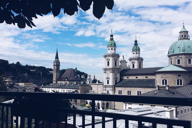 Explore Salzburg in 60 minutes with a Local - Mozart residence stop, original documents and personal context