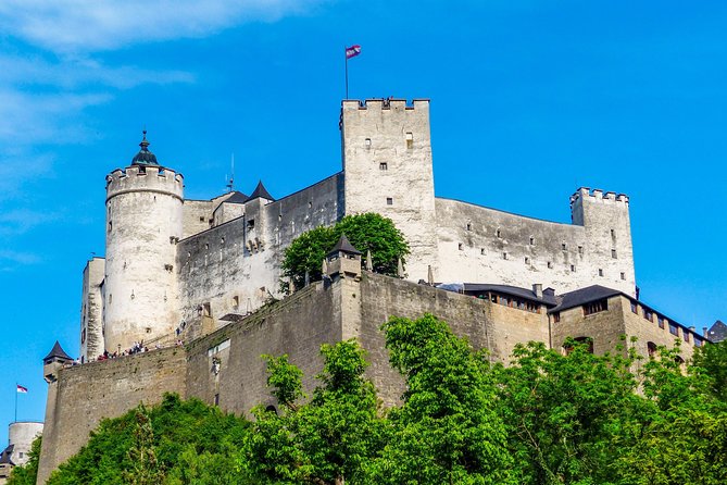 Explore Salzburg in 60 minutes with a Local - What you actually get from a local guide, beyond sightseeing