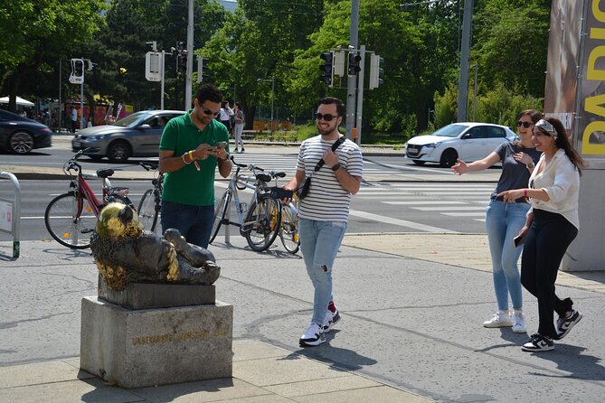 Explore the Hidden Gems of Vienna with CityRiddler - Basiliskenhaus: solving the Basilisk story in the streetscape