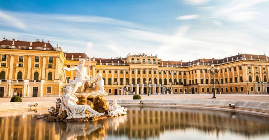 Family Tour Schonbrunn Children Museum Vienna with Transport - The guide makes the difference, especially with kids