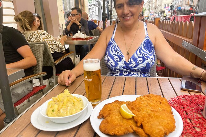 Food Tasting Tour in Hidden Gems of Vienna for Small Groups - Stop 4: Horváth Weinstüberl for apple strudel in a historic cave setting
