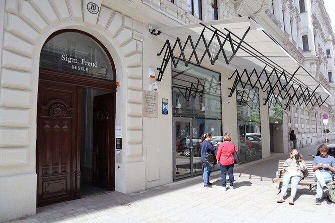 Freud - Inside the mind of a Genius - Stop 4: Sigmund Freud Museum at Berggasse 19, your ticketable finale