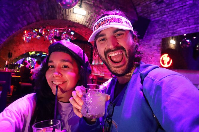 Friday Night Pub Crawl for Professionals in Vienna, Austria - Meeting at 8:30 pm: How to Stay With the Group