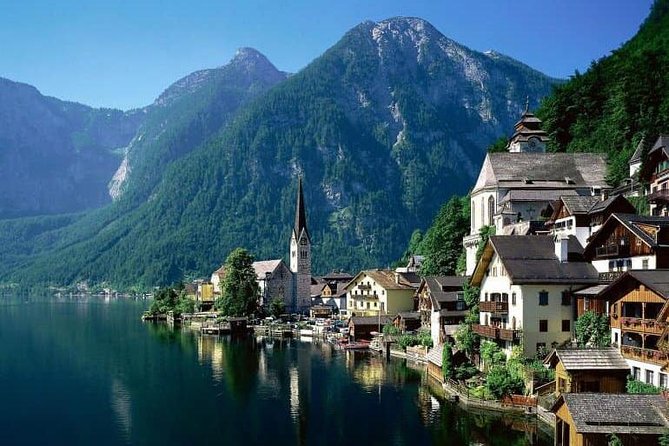 From Prague: Private Hallstatt Alps Day Trip with Lakeside Picnic - Private Transportation and an English Driver: What You Gain (and What You Don’t)