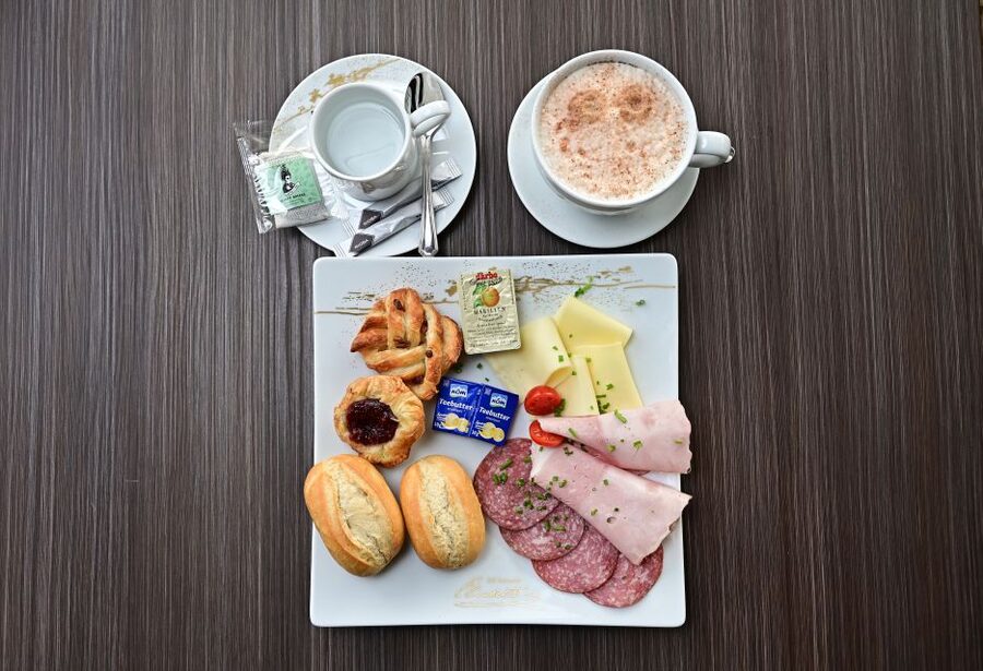 From Vienna: Day Cruise to Bratislava - FAQ