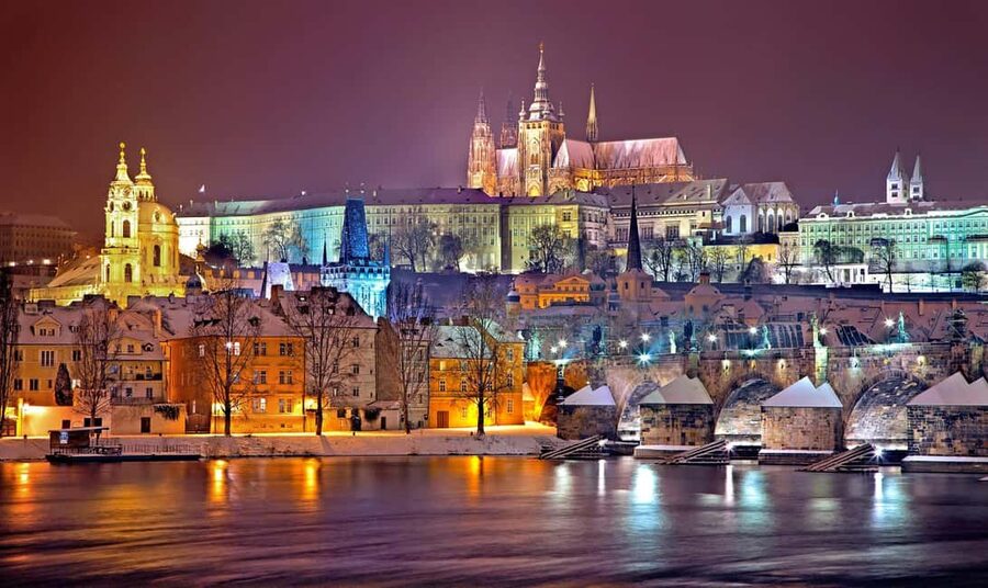 From Vienna: Day Trip to Prague and Brno with Transfer - The van ride: comfort, timing, and why it matters