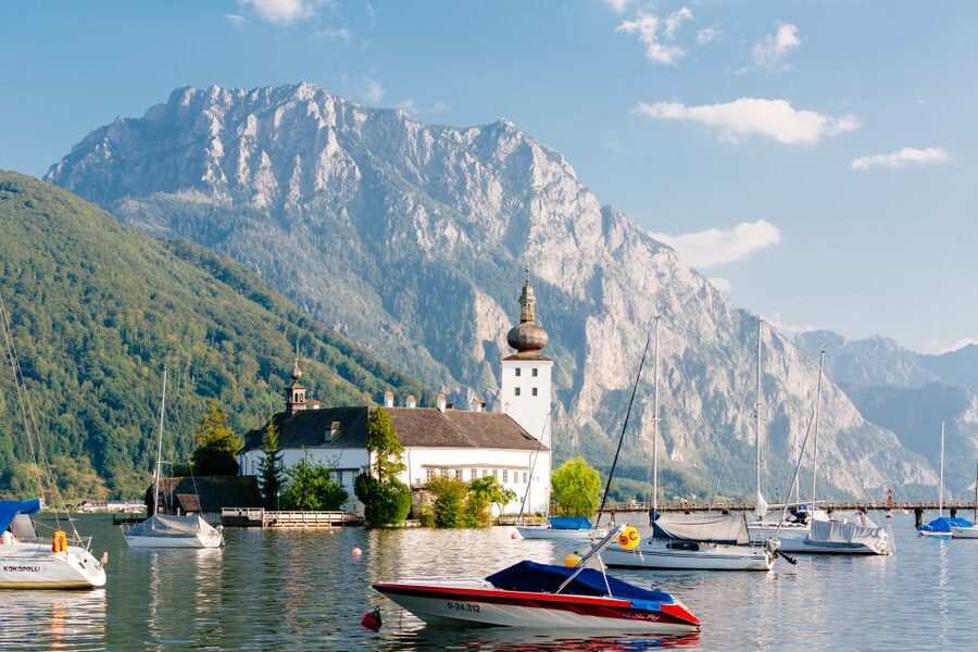 From Vienna: Full Day Trip to Hallstatt and Salzkammergut - Key Highlights You’ll Feel Immediately