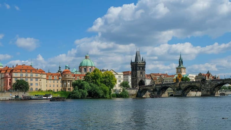 From Vienna: Full-Day Trip to Prague - From Vienna to Central Bohemia: the Moravia drive that sets the tone