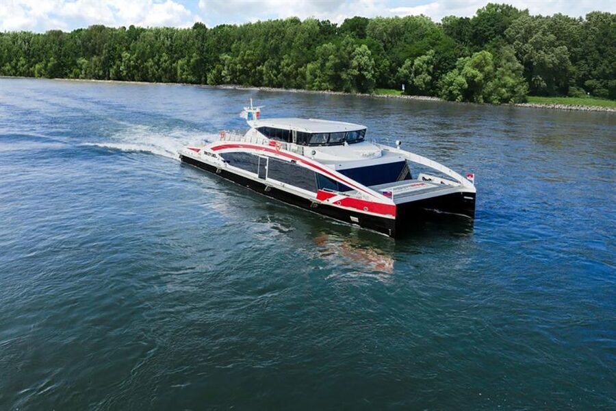 From Vienna: Guided Tour to Bratislava with Speed Boat Ride - Key Points That Matter Before You Go