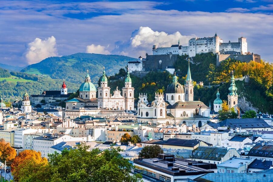 From Vienna: private day trip to Hallstatt and Salzburg - Vienna to Hallstatt: how the timing affects what you can do