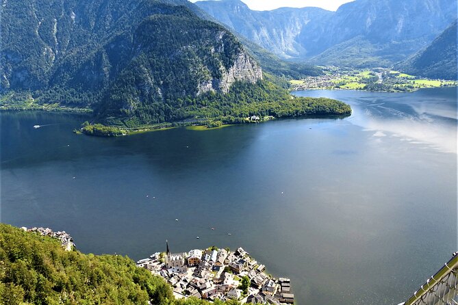 Full-Day Minivan Tour From Salzburg to Hallstatt with 5 Fingers,Lakes&Mountains - Five Fingers: cable car access plus a short alpine hike