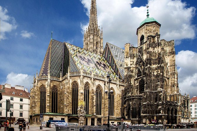 Full day PRIVATE GUIDED VIENNA tour from Budapest with lunch and drinks - Hofburg: the Habsburg palace you can actually picture