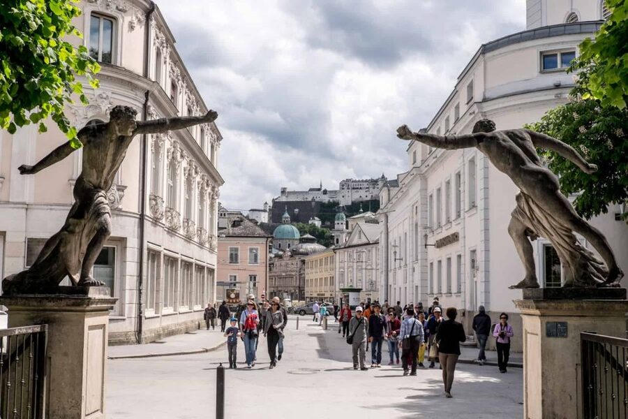 Full-Day Private Trip from Vienna to Salzburg - Mirabell Palace: a classic stop that sets the tone for Salzburg