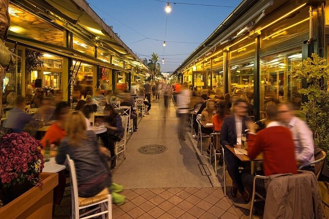 Fun & mobile scavenger hunt through Vienna - What the pricing and reviews add up to