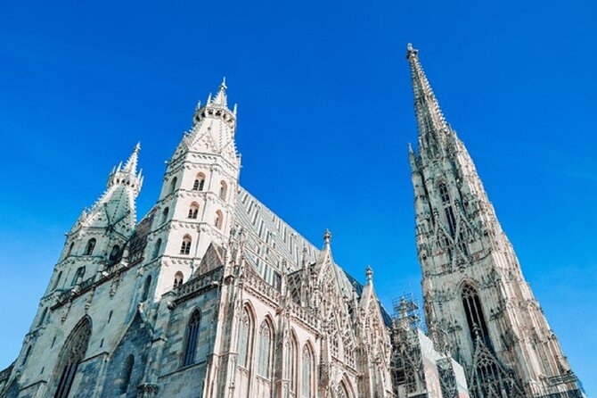 Fun & mobile scavenger hunt through Vienna - Start and finish at Schönlaterngasse, so you can plan simply