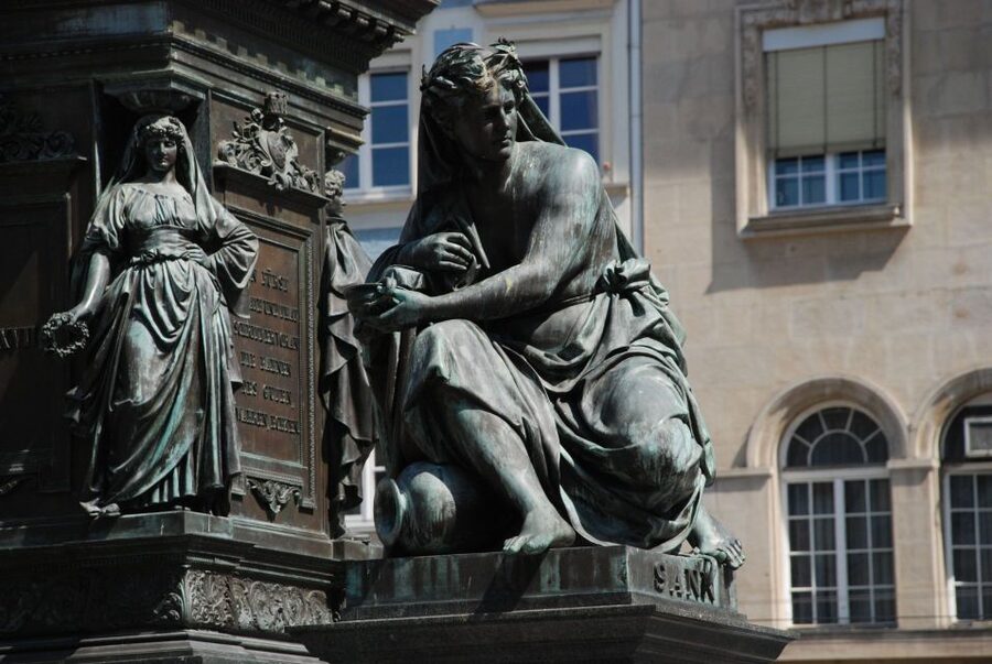 Graz Private Walking Tour - Starting at Hauptpl. 1 and getting your bearings fast